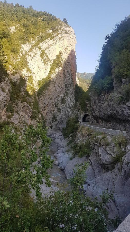 La Provence Vous Attend - 2Eme Etage Digne-les-Bains Εξωτερικό φωτογραφία